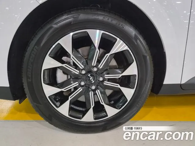 Kia Canival Carnival 4 поколение 9 мест Signature — Фото автомобиля 20