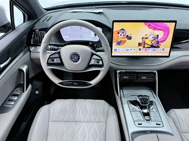 BYD Tang — Фото автомобиля 8