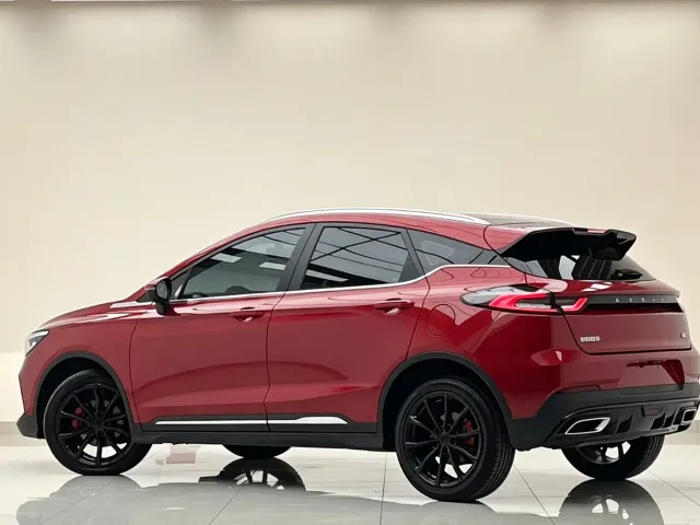 Geely Emgrand S — Фото автомобиля 3