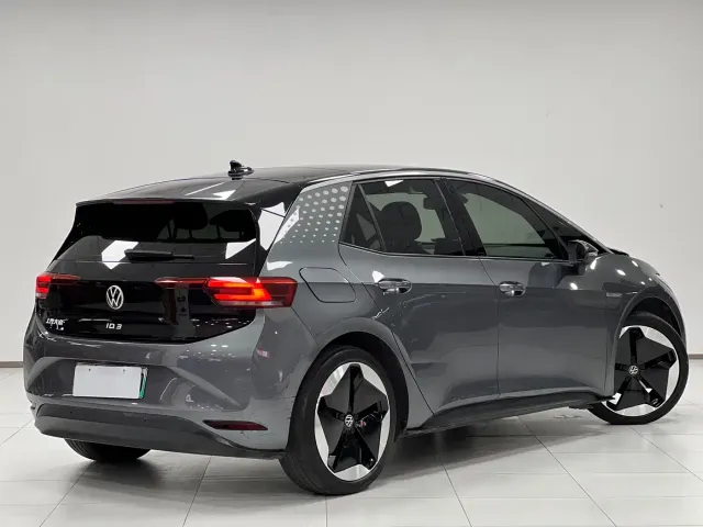 Volkswagen ID.3 — Фото автомобиля 13