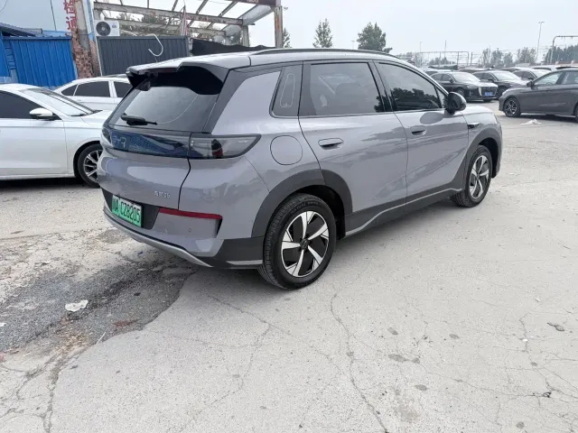 BYD Sealion 05 EV — Фото автомобиля 11
