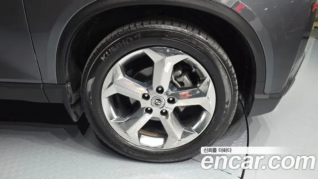 KG_Mobility_Ssangyong Rexton Новый Rexton Sport Дизель 2.2 4WD — Фото автомобиля 5