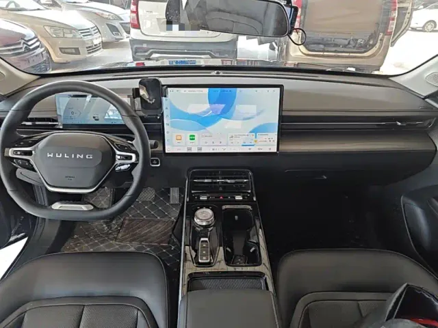 Wuling Starlight — Фото автомобиля 9