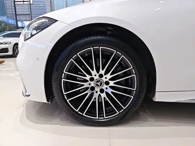 Mercedes-Benz C-Class — Фото автомобиля 21
