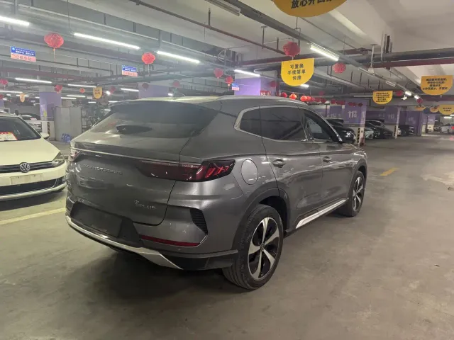 BYD Song PLUS — Фото автомобиля 8