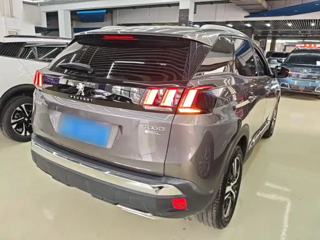 Peugeot 4008 — Фото автомобиля 6