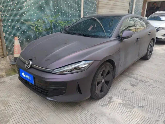 Фотография автомобиля — Volkswagen Lamando