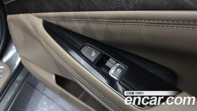 Kia K8 K8 Hybrid — Фото автомобиля 24