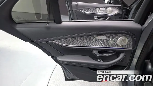 Mercedes-Benz E-Class W213 — Фото автомобиля 14