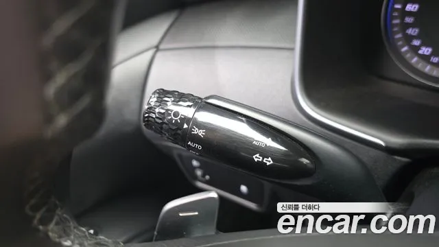 Hyundai Tucson Tucson (NX4) Дизель 2.0 2WD — Фото автомобиля 28