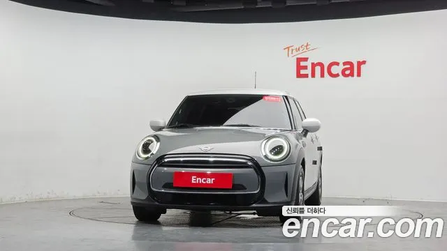 MINI Cooper — Фото автомобиля 3