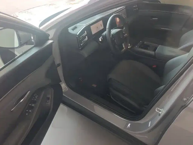 BYD Qin L — Фото автомобиля 11
