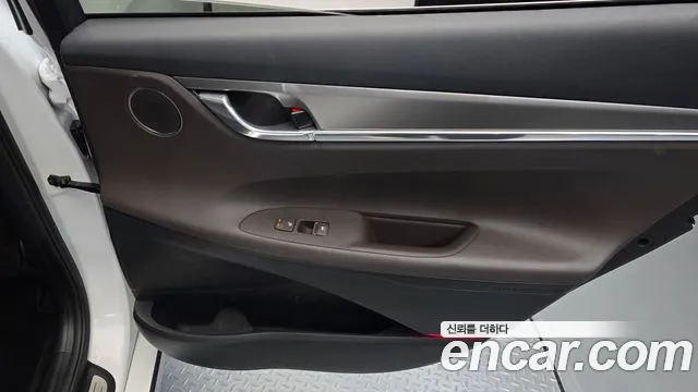 Hyundai Grandeur Grandeur (New) — Фото автомобиля 14