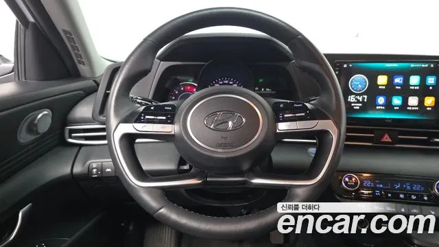 Hyundai AVANTE Avante (CN7) — Фото автомобиля 13