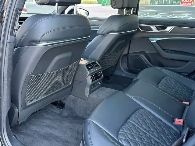 Audi A6L — Фото автомобиля 16