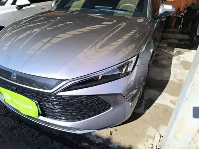 BYD Qin L — Фото автомобиля 23