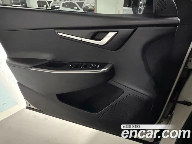 Kia EV6 — Фото автомобиля 13