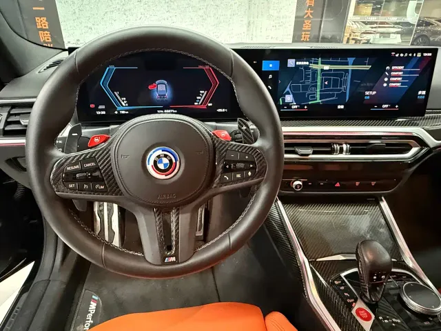 BMW M4 — Фото автомобиля 4
