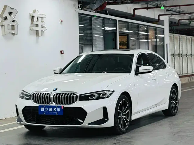Фотография автомобиля — BMW 3 Series