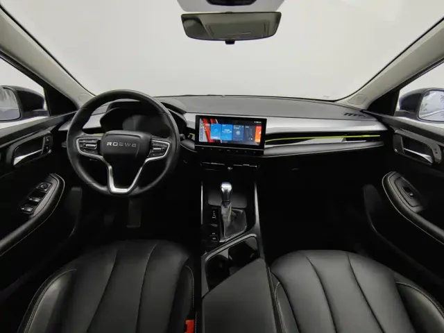Roewe i5 — Фото автомобиля 5