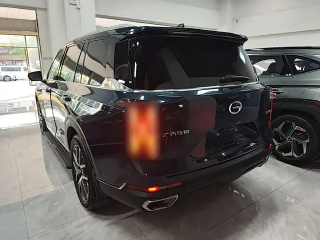 GAC Trumpchi GS8 — Фото автомобиля 4