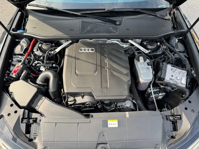 Audi A6L — Фото автомобиля 19