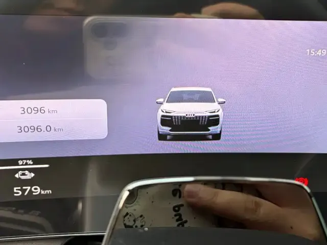 Audi Q6L e-tron — Фото автомобиля 13