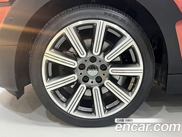MINI Clubman — Фото автомобиля 5