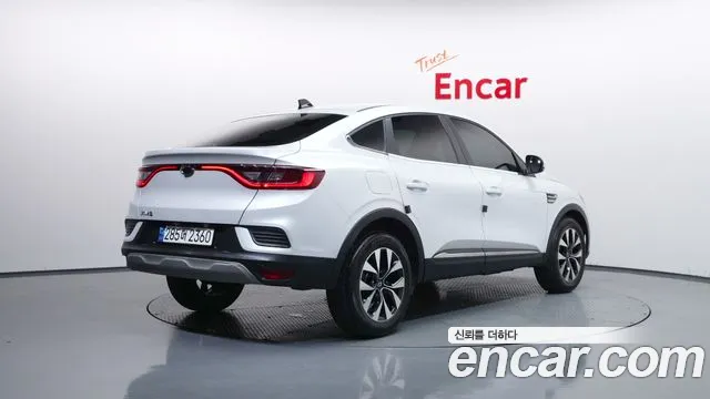 Renault Korea XM3 — Фото автомобиля 2
