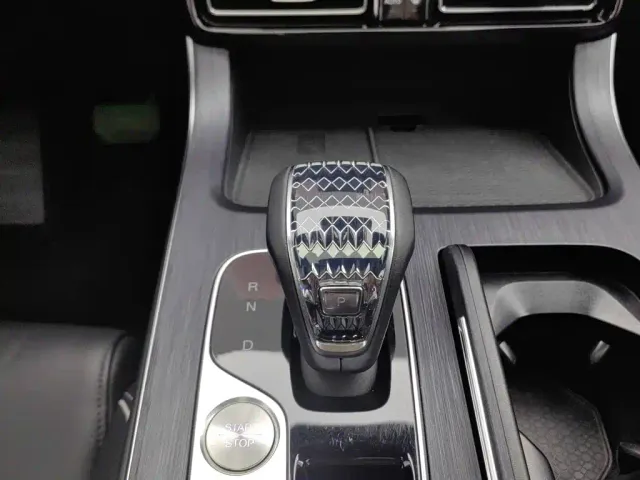 GAC Trumpchi GS8 — Фото автомобиля 13
