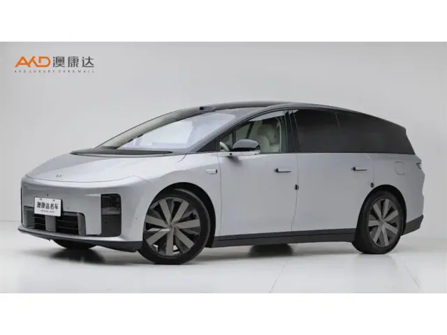 Фотография автомобиля — Li Auto i8