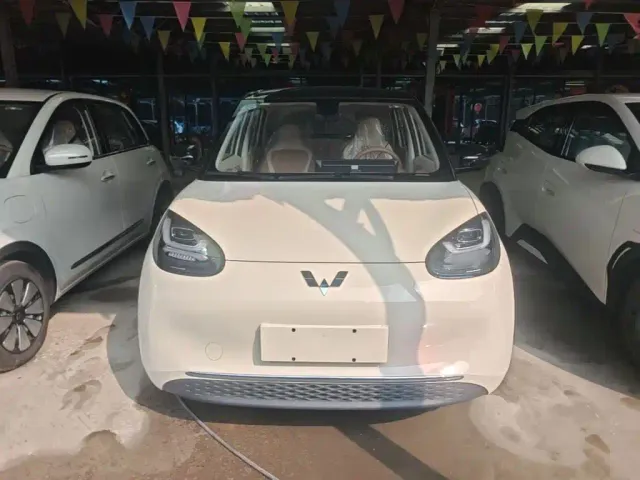 Wuling Bingo — Фото автомобиля 2