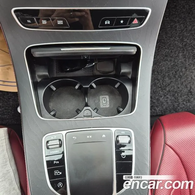 Mercedes-Benz CLS-Class — Фото автомобиля 12