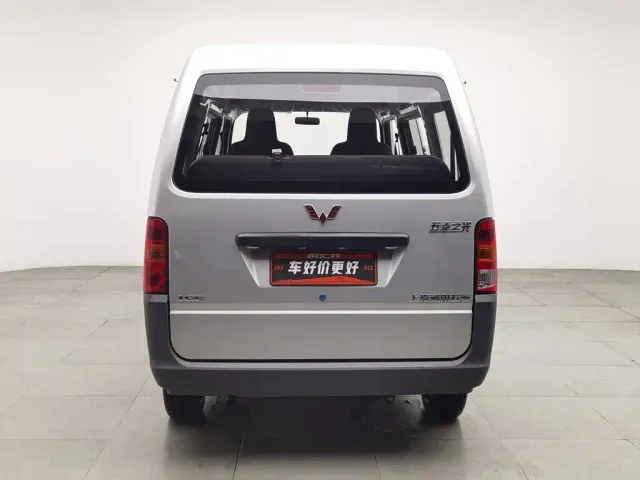 Wuling Zhiguang — Фото автомобиля 4