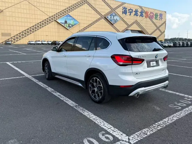 BMW X1 — Фото автомобиля 5
