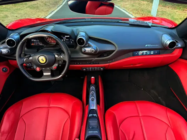 Ferrari F8 — Фото автомобиля 8