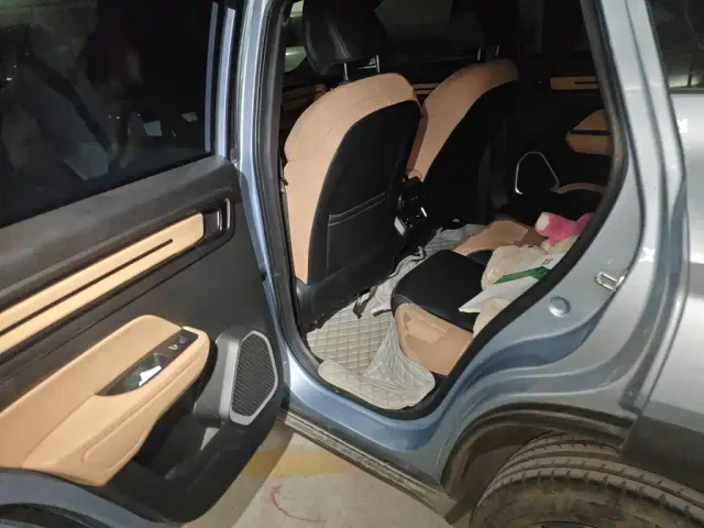 Geely ICON — Фото автомобиля 18