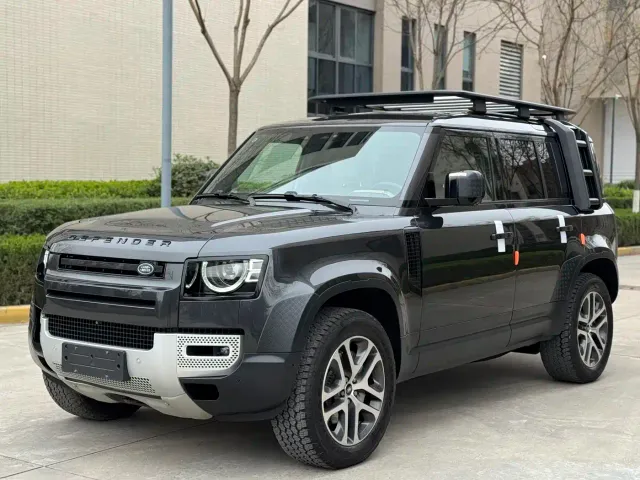 Land Rover Defender — Фото автомобиля 2