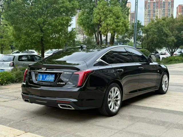 Cadillac CT5 — Фото автомобиля 4