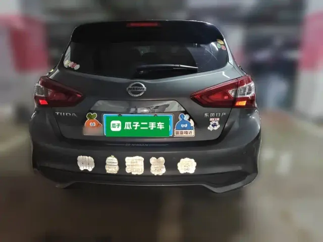 Nissan Tiida — Фото автомобиля 5