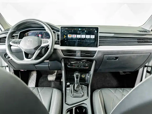 Volkswagen Tiguan L — Фото автомобиля 12