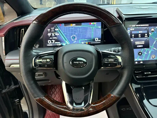 GAC Trumpchi M8 — Фото автомобиля 13