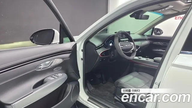 Genesis GV70 2.5T Бензин 2WD — Фото автомобиля 10