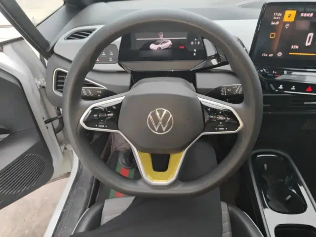 Volkswagen ID.3 — Фото автомобиля 10