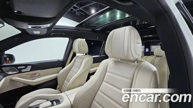 Mercedes-Benz GLS-Class — Фото автомобиля 19