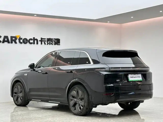 Li Auto L7 — Фото автомобиля 3