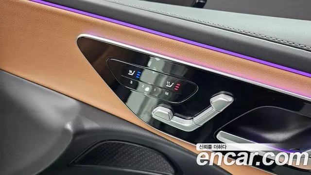 Mercedes-Benz E-Class — Фото автомобиля 28