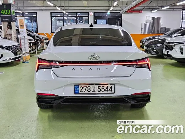 Hyundai Avante CN7 — Фото автомобиля 5