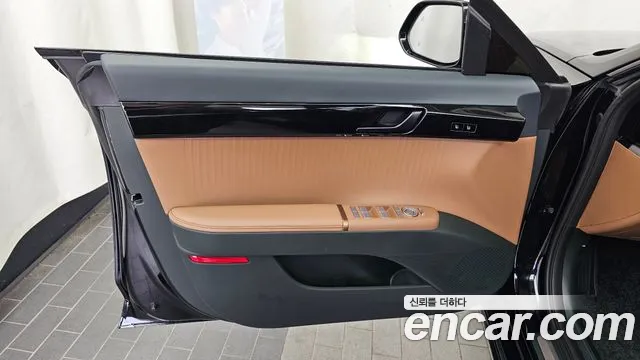 Hyundai Grandeur GN7 — Фото автомобиля 13