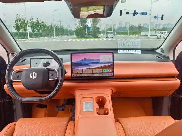 Leapmotor C16 — Фото автомобиля 13
